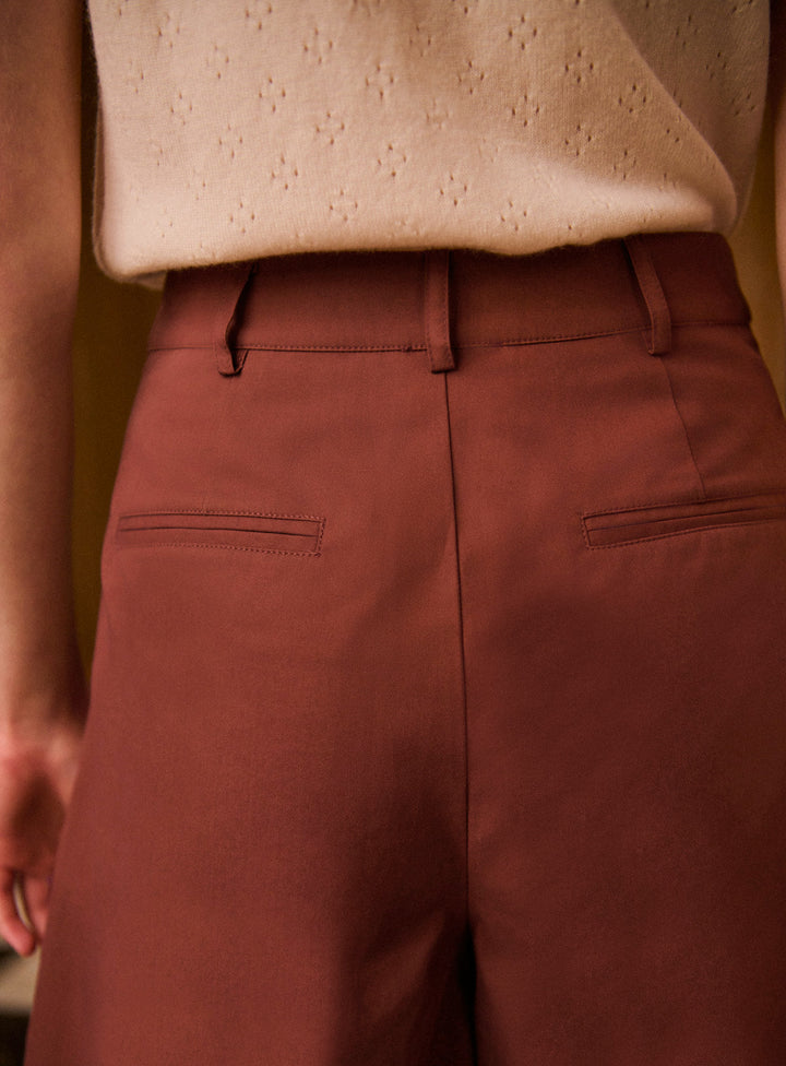 Short Pila